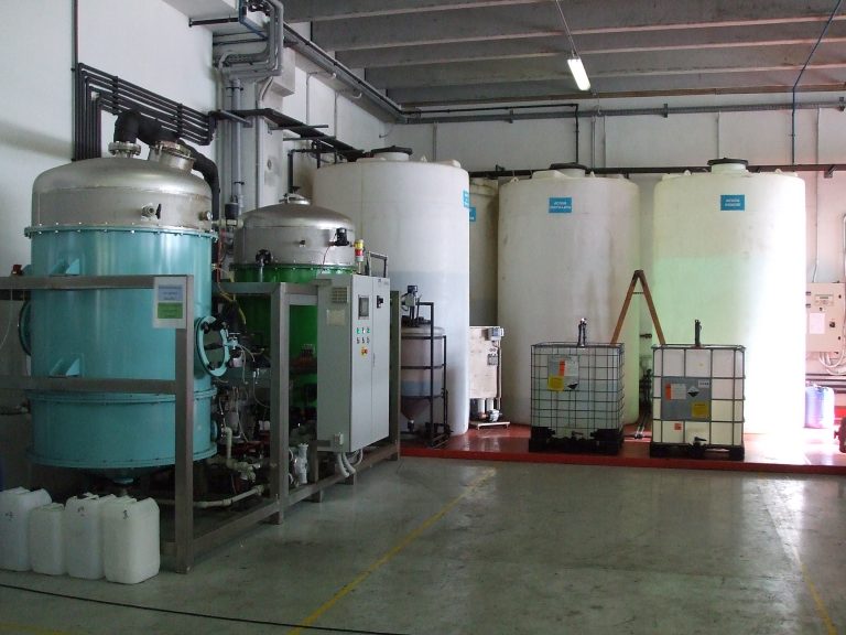 Container water plants, mobile purification plants Pentacque srl